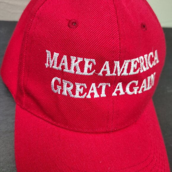 Make America Great Again Hat Cap Strap Back Red White Donald Trump MAGA - Picture 2 of 10